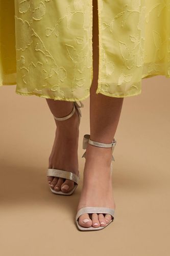 Sandales à Talons Aiguilles Dovile en Textile Métallisé Satiné avec Nœud au Dos | Taille 41 - Oasis - Modalova