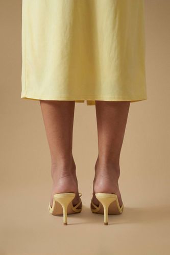 Mules Karla À Talon Aiguille Moyen En Synthétiquecuir Avec Détail Nœud | Taille 3 - Oasis - Modalova
