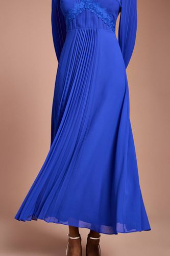 Robe Maxi à Détails Plissés et Finitions en Dentelle | Taille 46 - Coast - Modalova