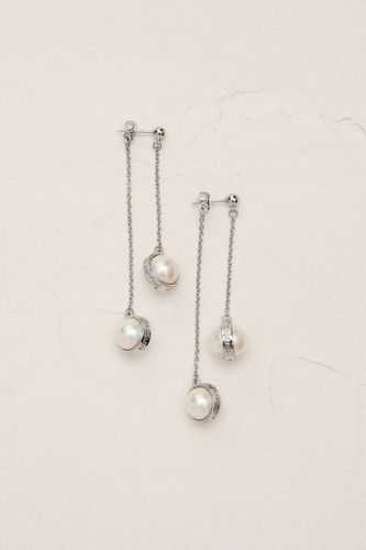 Boucles d'oreilles pendantes double goutte à logo perle en ton argenté - KarenMillen - Modalova