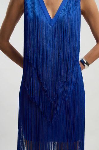 Robe Mi-Longue Tricotée à Col V avec Franges Bandage | Taille 16 - KarenMillen - Modalova