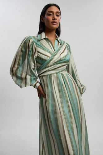 Robe Chemise En Organdi Slub À Rayures Avec Détail Cache-cœur Et Manches Bouffantes Spectaculaires | Taille 14 - KarenMillen - Modalova