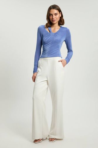Haut À Manches Longues En Crêpe Fluide Avec Détail Torsadé | Taille Medium - KarenMillen - Modalova