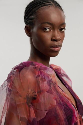 Robe Longue Tissée À Décolleté Plongeant Avec Manches Ballon En Tulle Fleuri | Taille 16 - KarenMillen - Modalova
