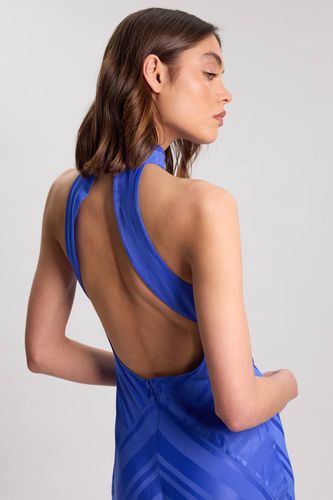 Robe Longue Fluide À Encolure Dos-nu Avec Détail De Tissu Rayé | Taille 16 - KarenMillen - Modalova