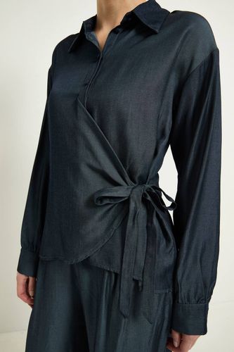 Ensemble Coordonné Chemise Effet Denim À Liens Latéraux | Taille 48 - Wallis - Modalova