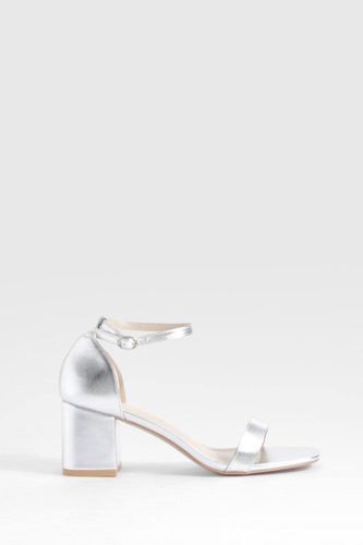 Talons larges métalliques à bloc bas, effet minimaliste | Taille 41 - boohoo - Modalova