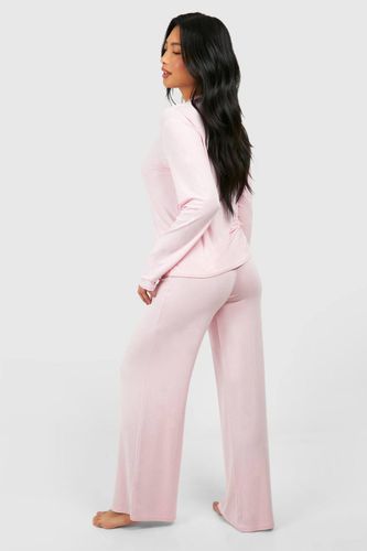 Ensemble pyjama pour petites avec chemise à manches longues et pantalon | Taille 44 - boohoo - Modalova