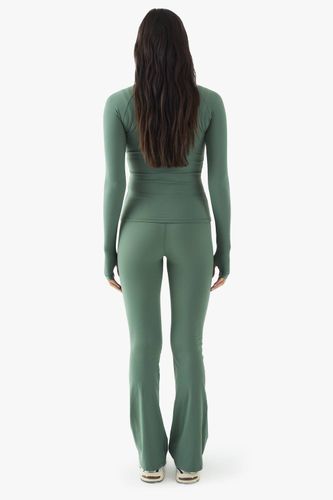 Ultra Sculpt Flared Legging | Taille 2XL - DSGN Studio - Modalova