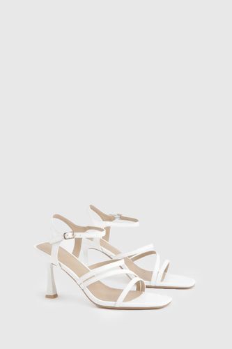 Escarpins à Brides Talon Aiguille Bas - Coupe Large | Taille 41 - boohoo - Modalova
