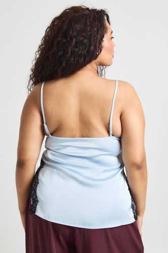 Débardeur En Satin Grande Taille Avec Finitions En Dentelle | Taille 48 - boohoo - Modalova