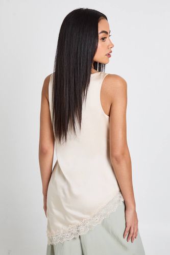Haut Caraco à Encolure Arrondie et Ourlet Asymétrique | Taille 40 - boohoo - Modalova