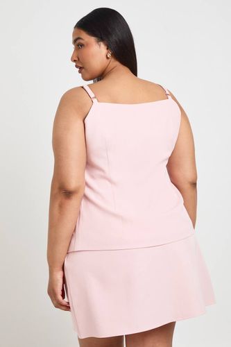 Gilet Long Grande Taille À Boutons Dorés | Taille 48 - boohoo - Modalova