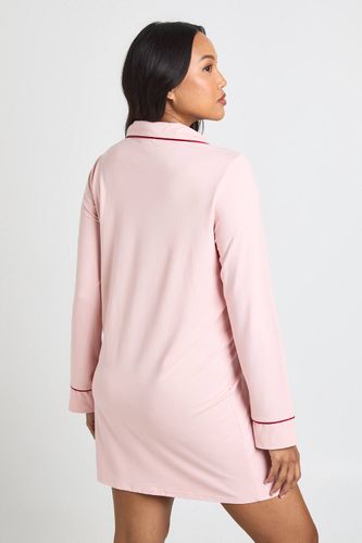 Chemise De Nuit De Maternité À Détails Passepoilés | Taille 46 - boohoo - Modalova