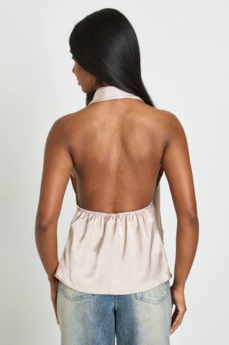 Haut Col Halter Avec Foulard Et Finitions Dorées | Taille 44 - boohoo - Modalova