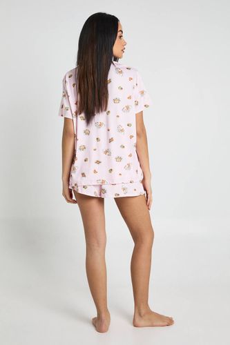 Ensemble Pyjama Imprimé Petit-déjeuner Avec Chemise À Manches Courtes Et Short | Taille 44 - boohoo - Modalova