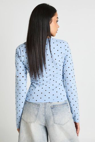 Haut À Manches Longues À Pois Avec Encolure Ronde Et Nœud | Taille 44 - boohoo - Modalova