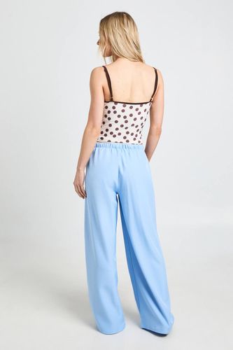 Pantalon Petite Taille Élastique Cordon De Serrage Jambe Large Tissé | Taille 44 - boohoo - Modalova