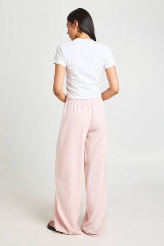 Pantalon Large Taille Haute Tissé Avec Taille Élastiquée Et Cordon De Serrage | Taille 46 - boohoo - Modalova