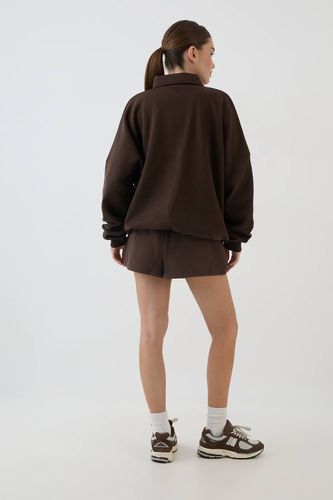 Short De Survêtement Coupe Ample Avec Appliqué En Tissu Assorti | Taille Medium - DSGN Studio - Modalova