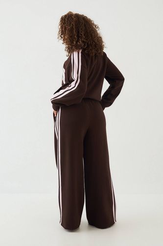 Survêtement Bomber Dsgn À Col Cheminée Zippé Avec Bandes Latérales | Taille 3XL - DSGN Studio - Modalova