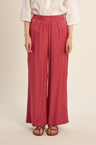 Pantalon large, effet satiné - Molly Bracken - Modalova