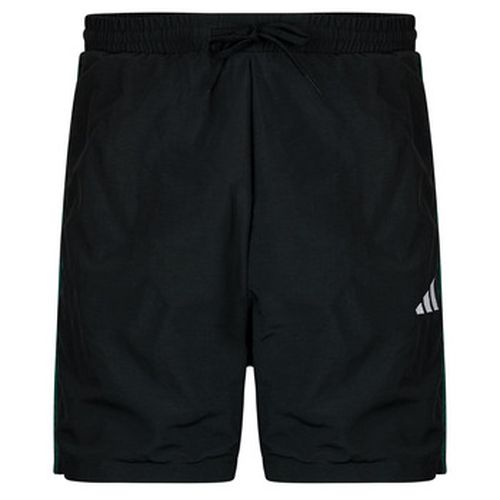 Short Essentials Three Stripes Chelsea Woven Shorts - adidas - Modalova