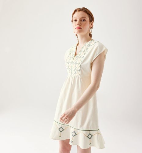 Robe en coton brodé Ecru 36 - Promod - Modalova