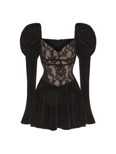 Evelyn Velvet Dress (Black) - Nana Jacqueline - Modalova