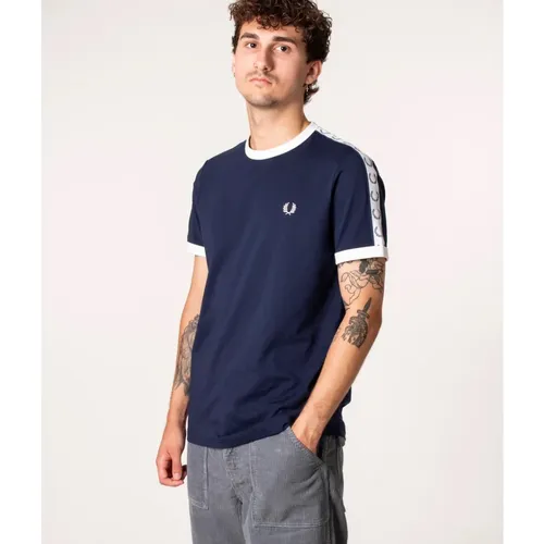 Tops > T-Shirts - - Fred Perry - Modalova