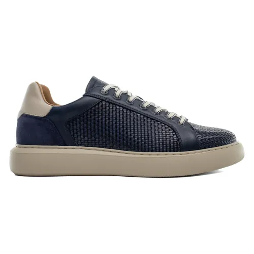 Shoes > Sneakers - - Ambitious - Modalova