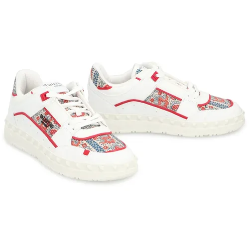 Shoes > Sneakers - - Valentino Garavani - Modalova