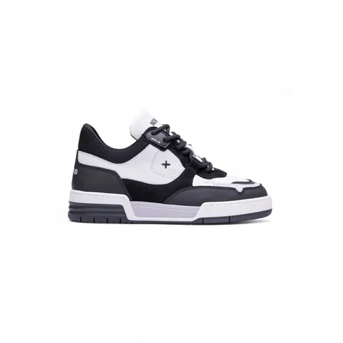 Newlab - Shoes > Sneakers - White - Newlab - Modalova