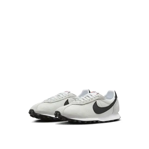 Nike - Shoes > Sneakers - Gray - Nike - Modalova