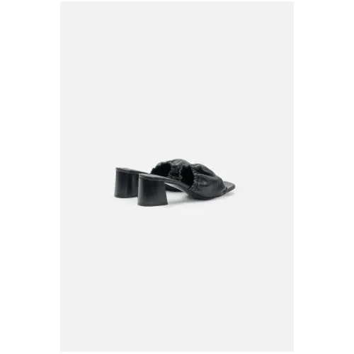 Shoes > Heels > Heeled Mules - - Closed - Modalova