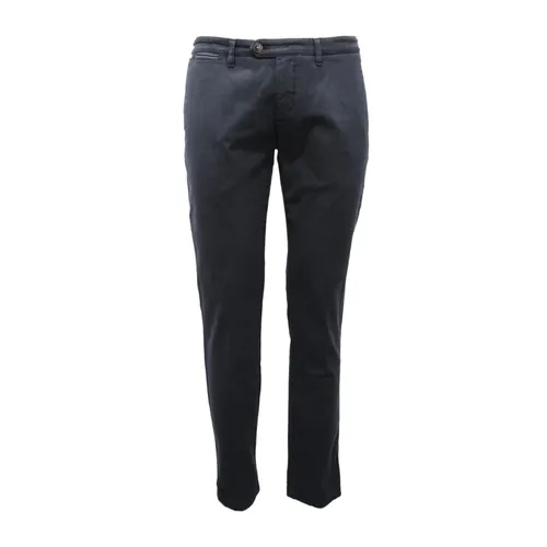 Trousers > Slim-fit Trousers - - Eleventy - Modalova