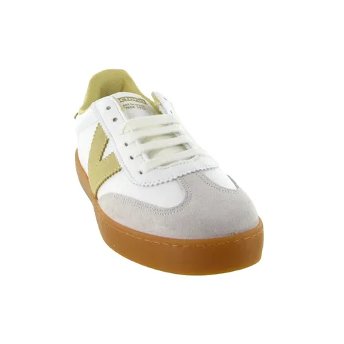 Shoes > Sneakers - - Victoria - Modalova