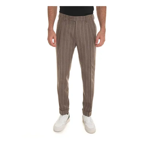Trousers > Chinos - - Berwich - Modalova