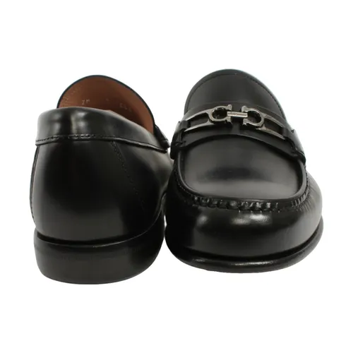 Shoes > Flats > Loafers - - Ferragamo - Modalova