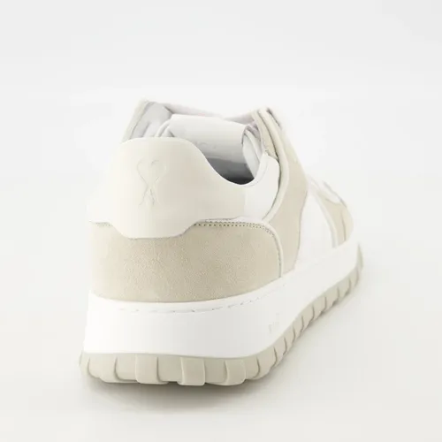 Shoes > Sneakers - - Ami Paris - Modalova