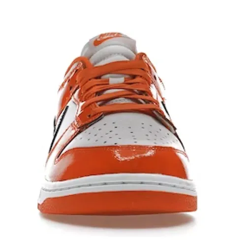 Nike - Shoes > Sneakers - Orange - Nike - Modalova