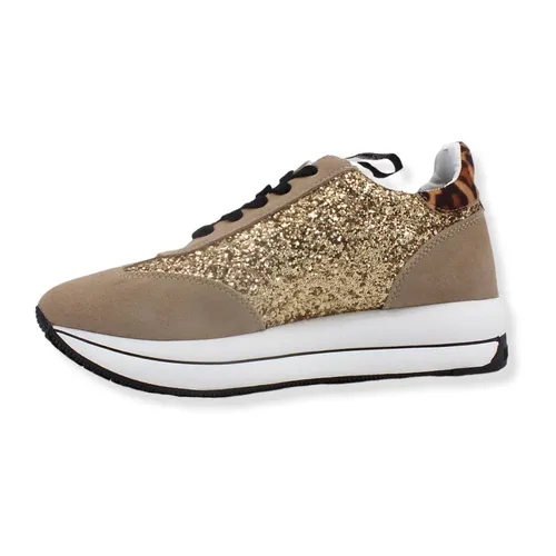 Shoes > Sneakers - - Love Moschino - Modalova