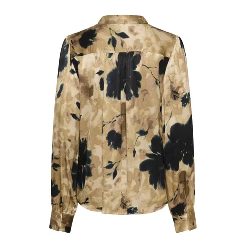 Blouses & Shirts > Shirts - - Soaked in Luxury - Modalova