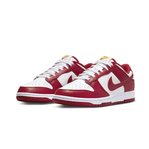 Nike - Shoes > Sneakers - Red - Nike - Modalova