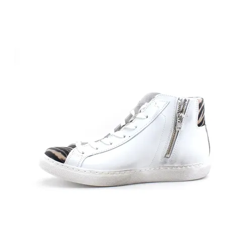 Star - Shoes > Sneakers - White - 2Star - Modalova