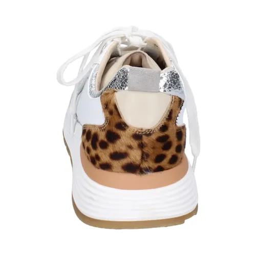 Shoes > Sneakers - - Moma - Modalova