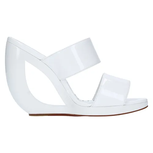Shoes > Heels > Heeled Mules - - Manolo Blahnik - Modalova