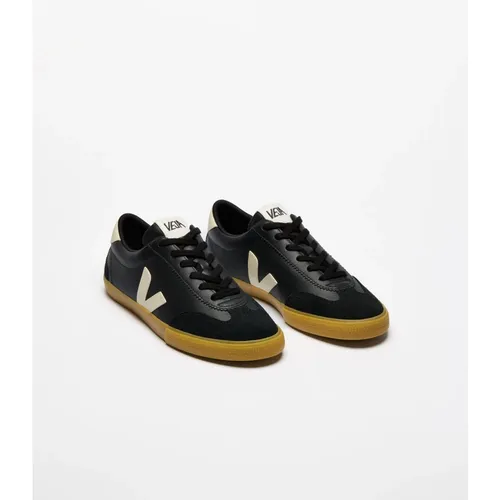 Veja - Shoes > Sneakers - Black - Veja - Modalova