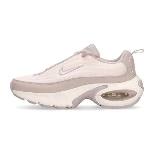 Nike - Shoes > Sneakers - Pink - Nike - Modalova