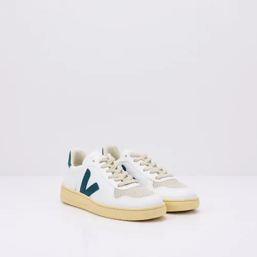 Veja - Shoes > Sneakers - White - Veja - Modalova